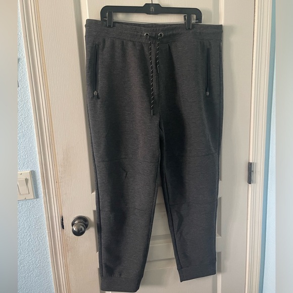 Grey Aeropostal joggers XL - Picture 1 of 3